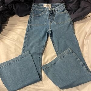 Women’s size 3R Hollister jeans